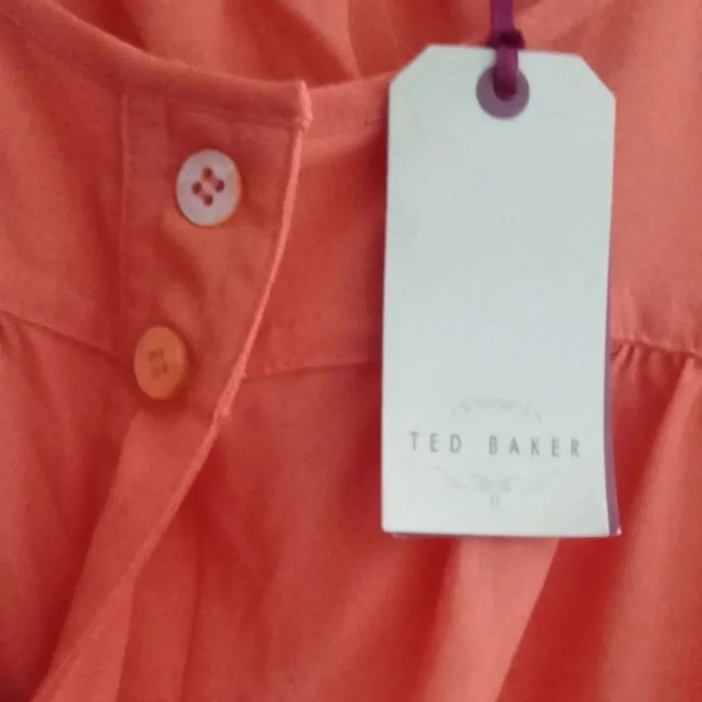 NWT TED BAKER LONDON Angel Sleeve Playsuit Short - Picture 3 of 5